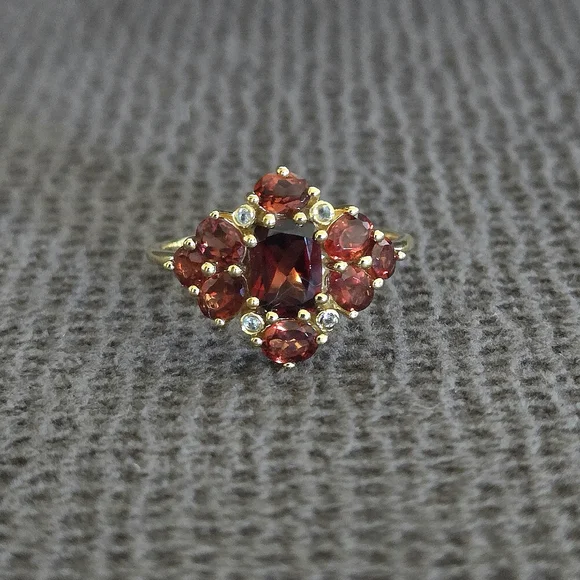 Shivam Garnet Cluster with White Topaz Ring💍 - NWT - Picture 9 of 16